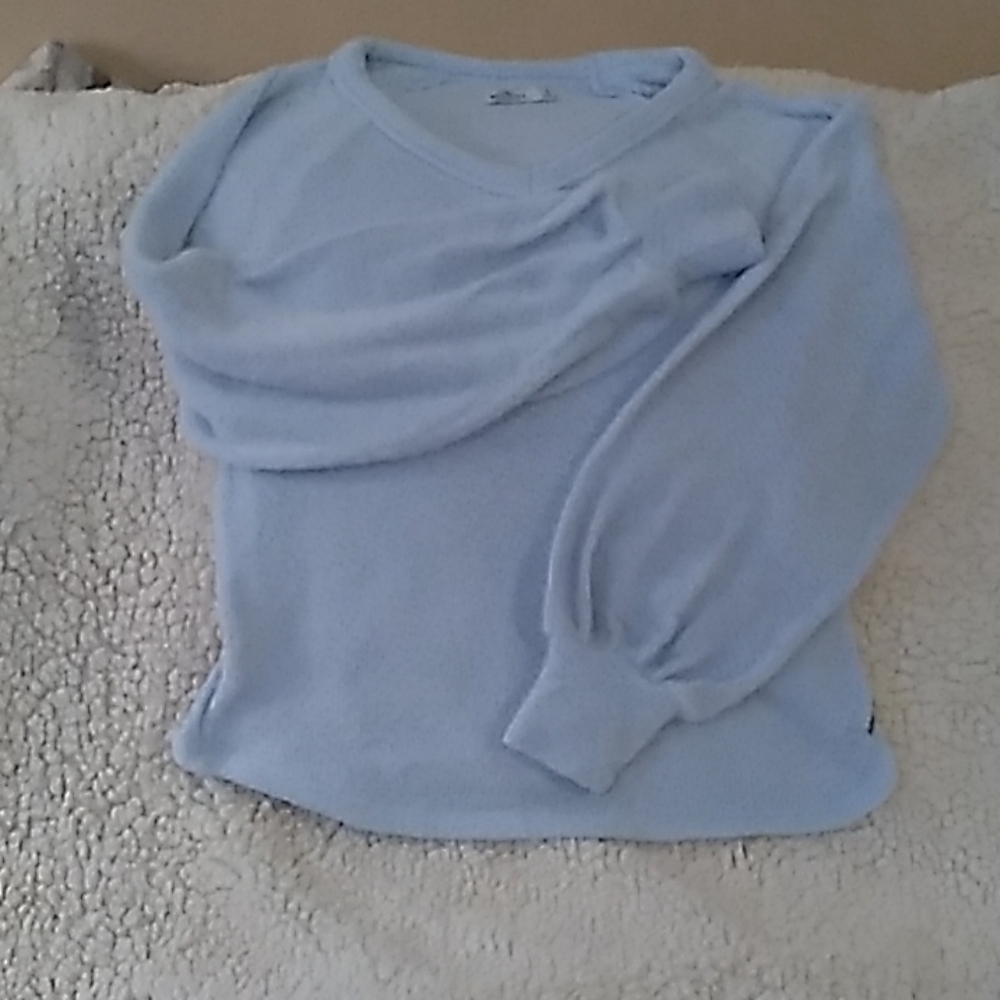 Holister baby blue long sleeve sweater